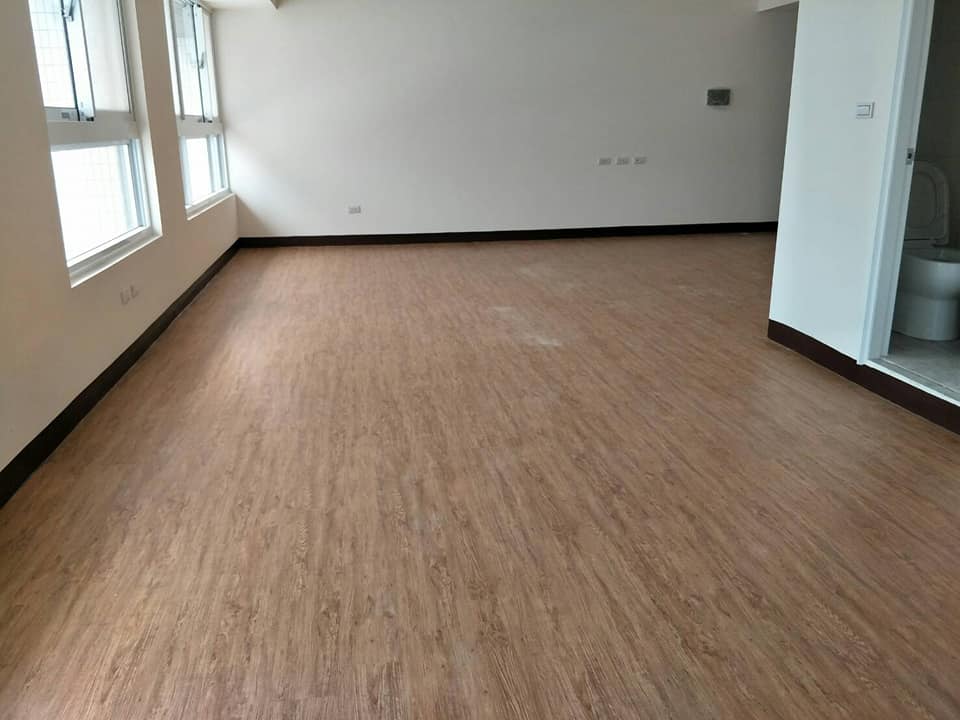 板橋塑膠地磚地板施做